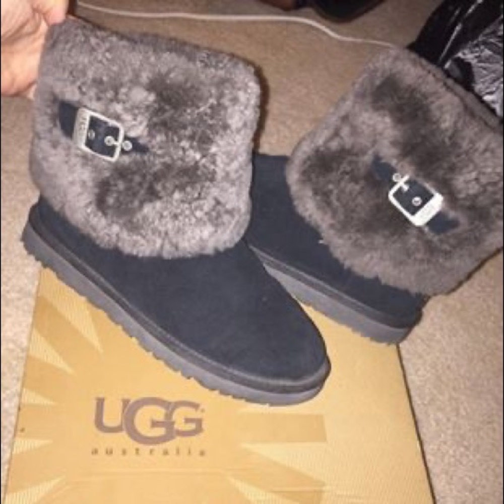 Authentic Black Ellee Ugg Boots